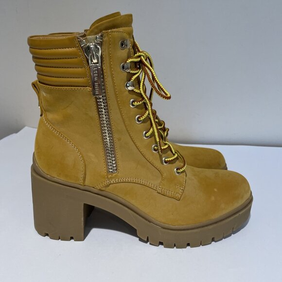 VTG Y2K Nine West Lace-Up Lug Sole Combat Boots Size 11M Beige Chunky Retro - Picture 2 of 12